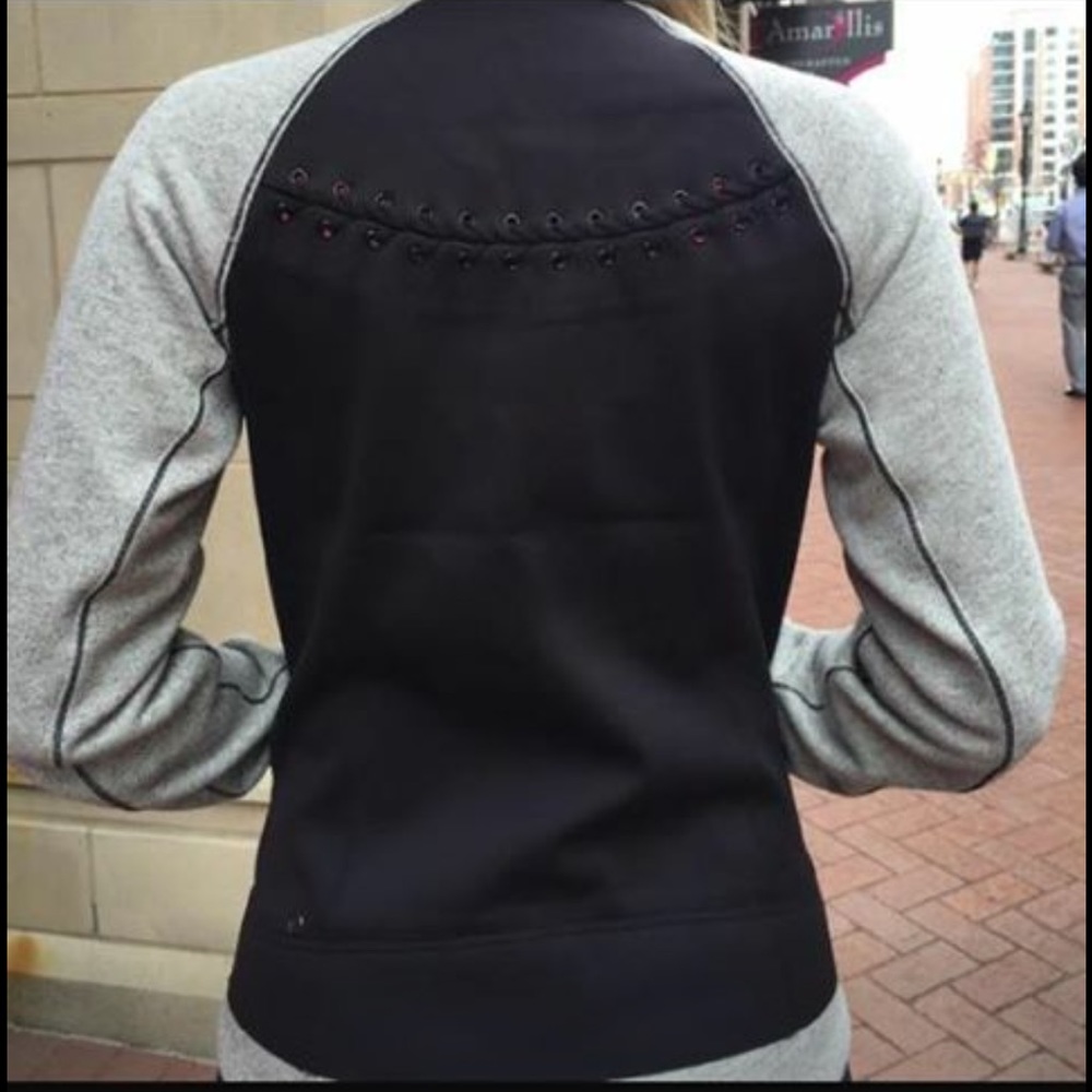 Lululemon Var-City Bomber Jacket Size 10