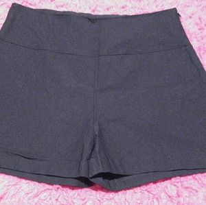 Fashion to Figure shorts