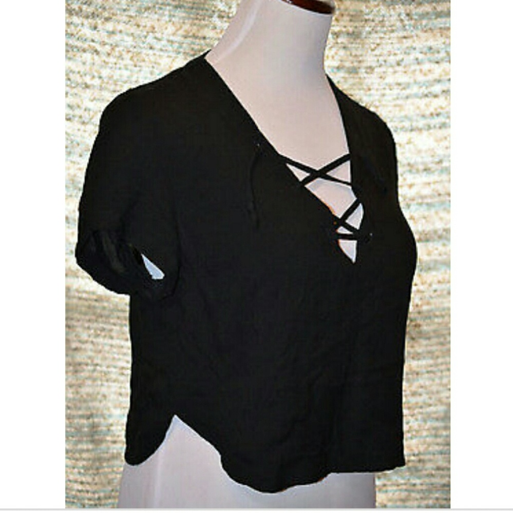 Brandy Melville Black Lace  Front  Crop Top Small