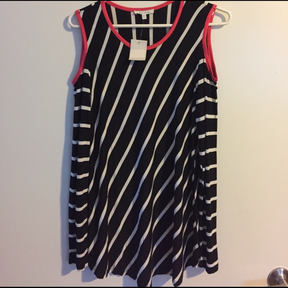 shoulder-less Tunic