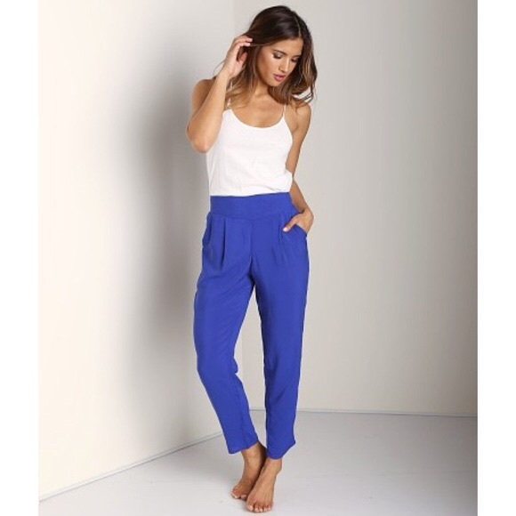 ❗️CLOSET CLEAROUT❗️ FREE PEOPLE crop pant - Picture 2 of 4