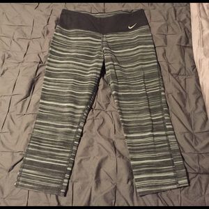 Nike cropped legging