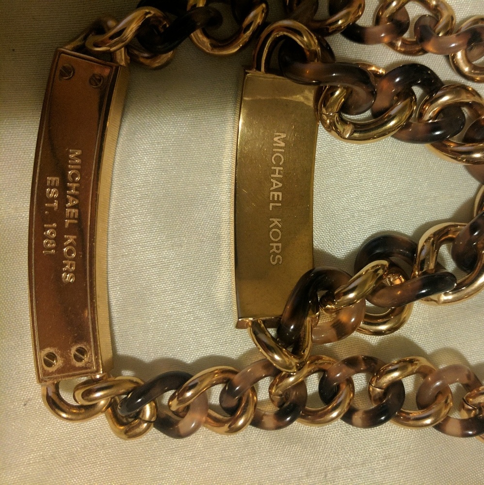 Authentic Michael Kors jewelry - Picture 3 of 3