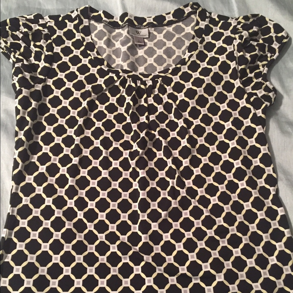Short sleeved dress top