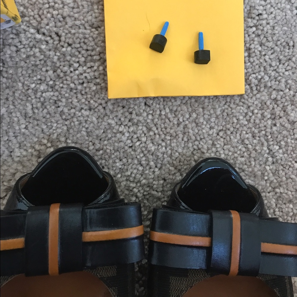 Fendi Peep Toe Heels Shoes View 2