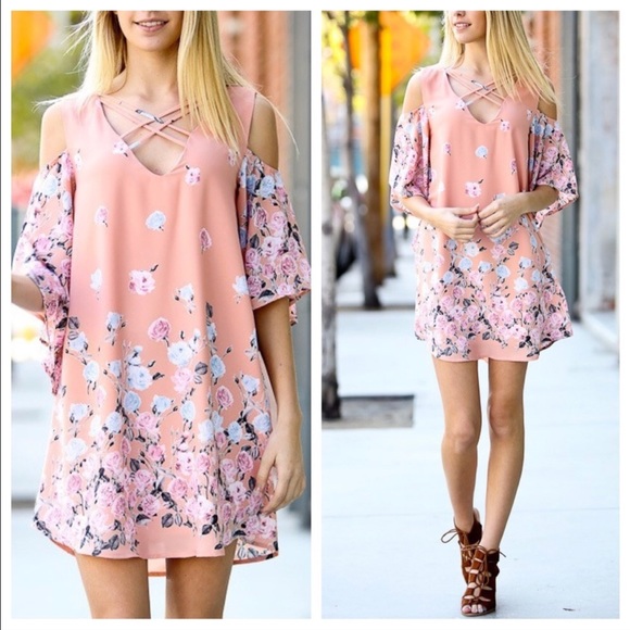 Sale pink Floral Cold Shoulder Dress - Picture 2 of 4