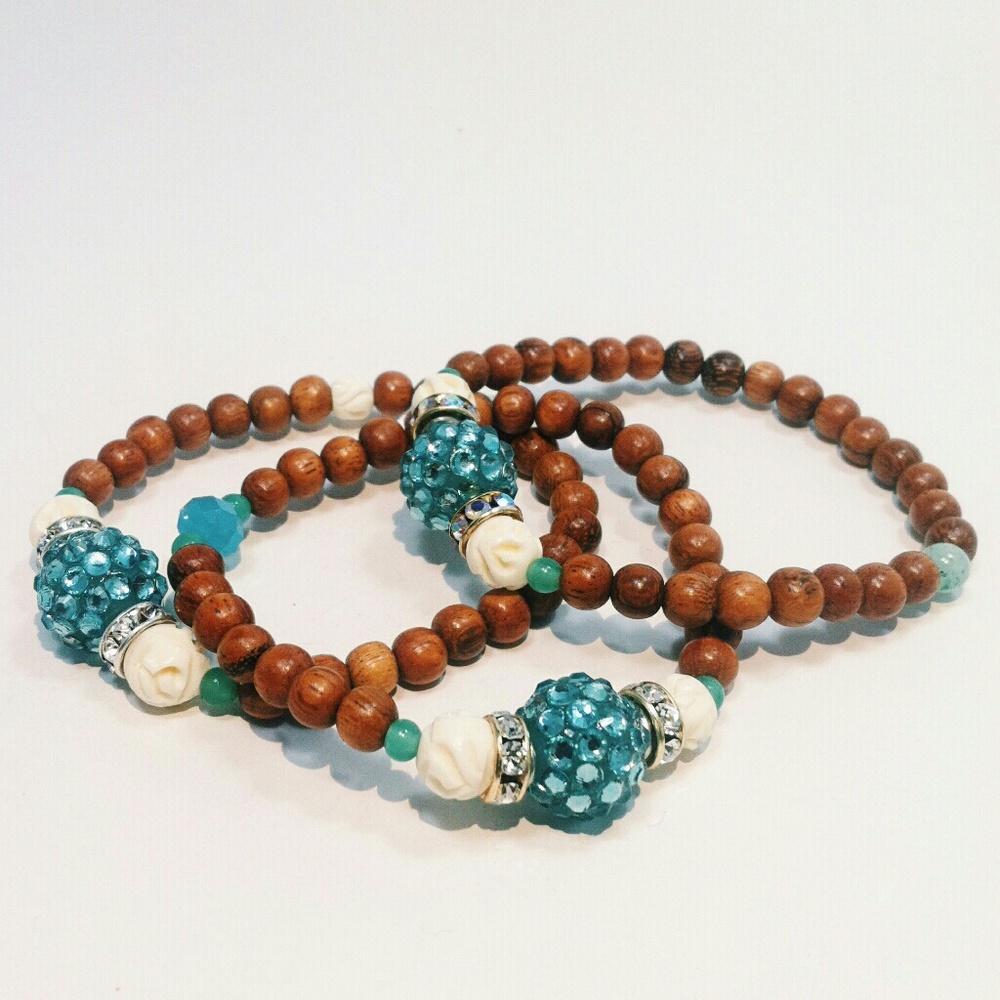 Blingy Blue Sandalwood Bracelets
