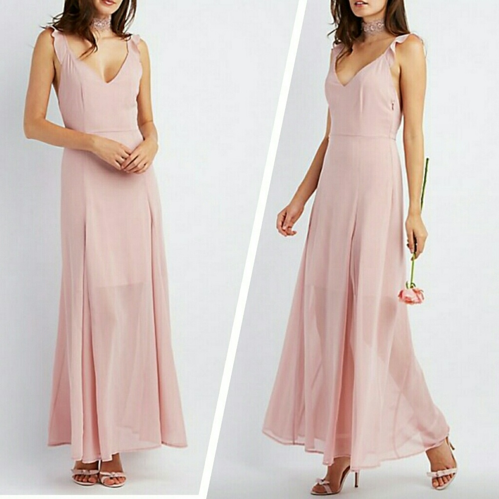 🎉NEW LISTING🎉Beautiful ruffle strap dress size M