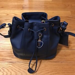 Dark blue bucket bag