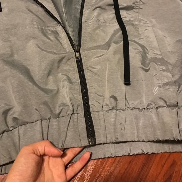 Jacket - Picture 4 of 4