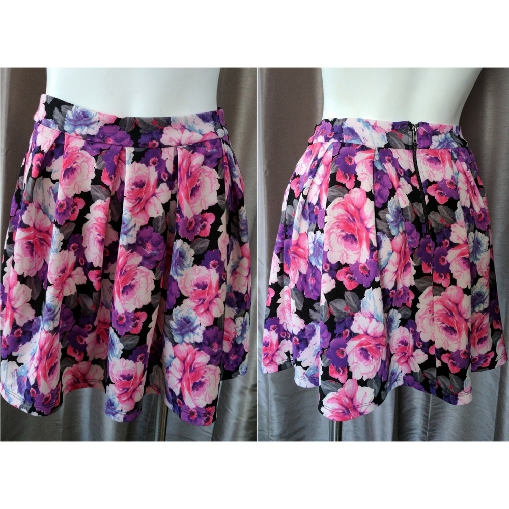 Forever 21 Pleated Floral Skirt