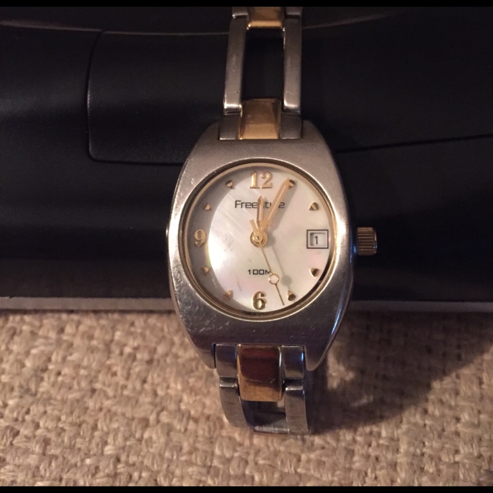 Ladies Freestyle Watch