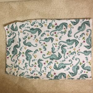 🦄 Lularoe Seahorse Cassie HTF 🦄