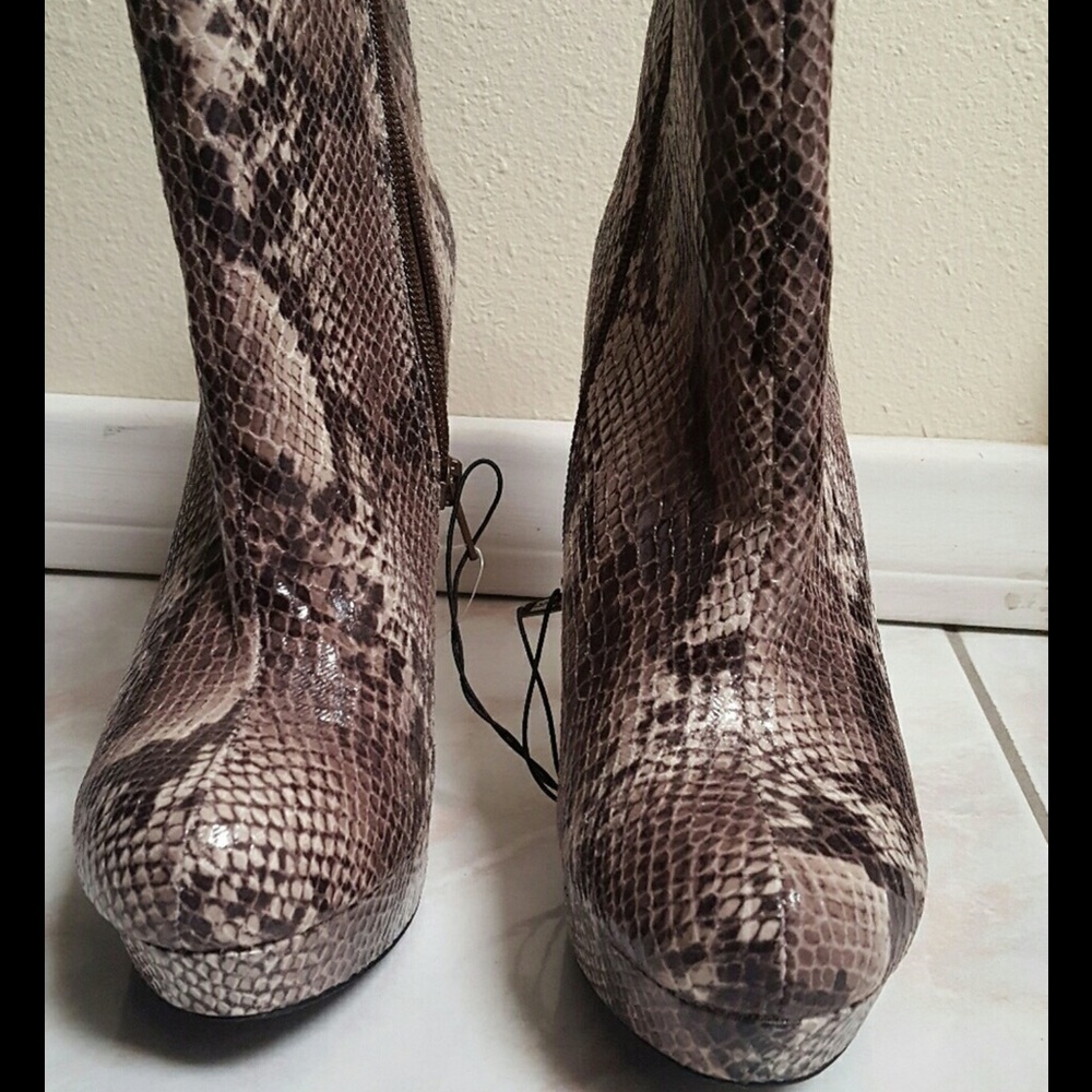 Mossimo faux snakeskin booties