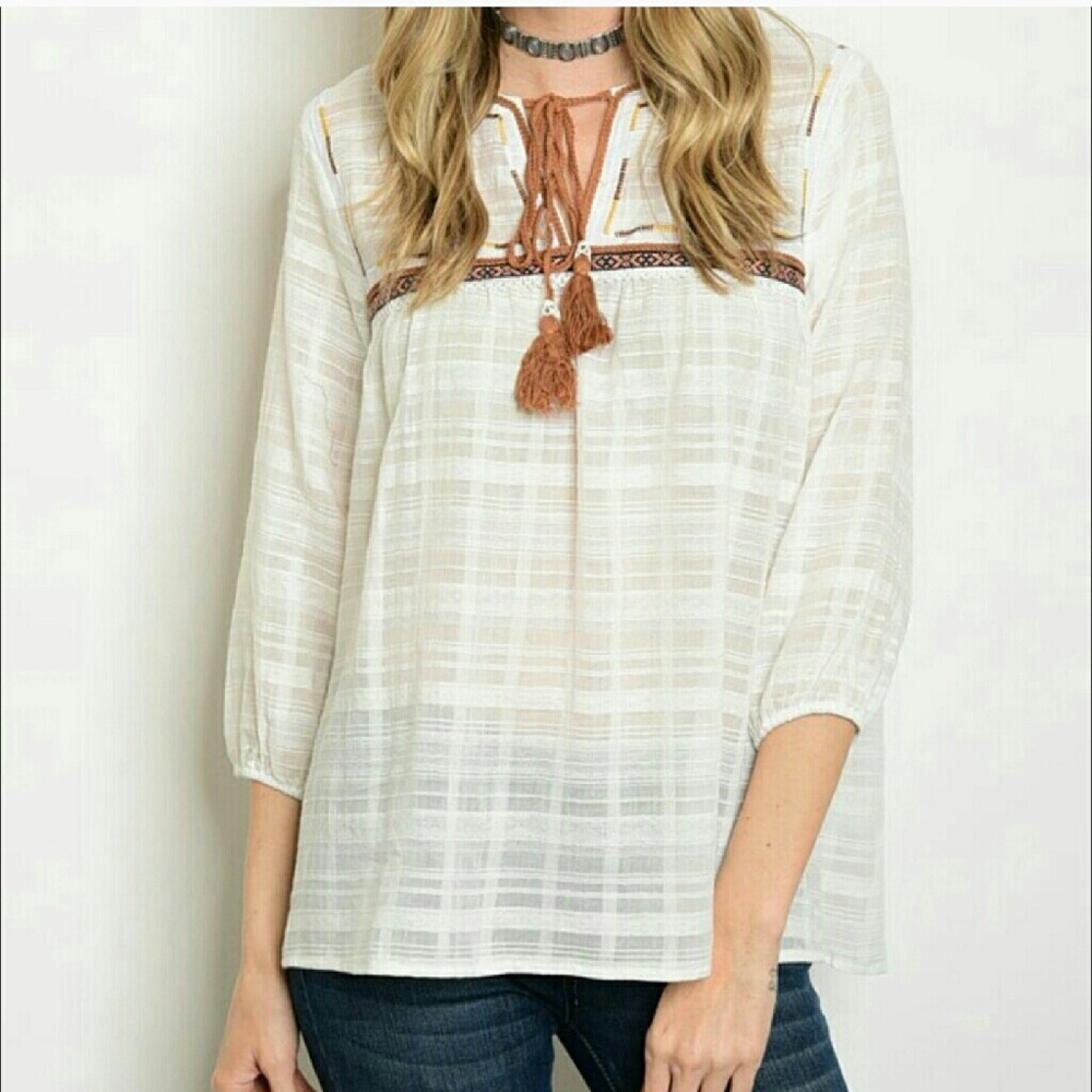 TEXTURED 3/4 SLEEVE TOP - Picture 1 of 2