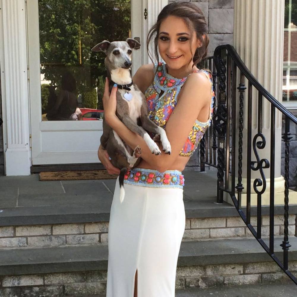 Meet your Posher, Angelica