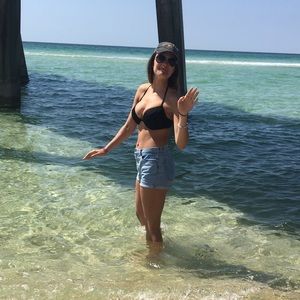 Meet your Posher, Michaela