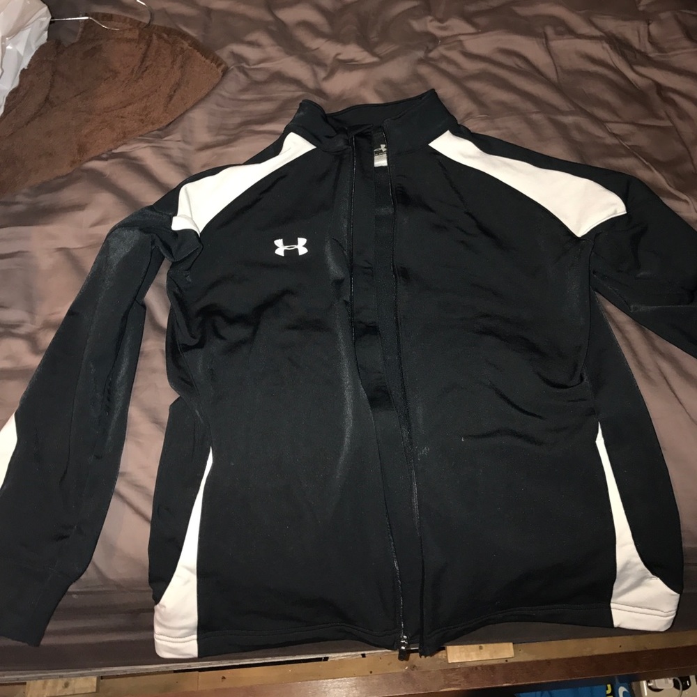 Tight underarmour zip up