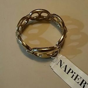 NWT Gold Tone Napier Bracelet
