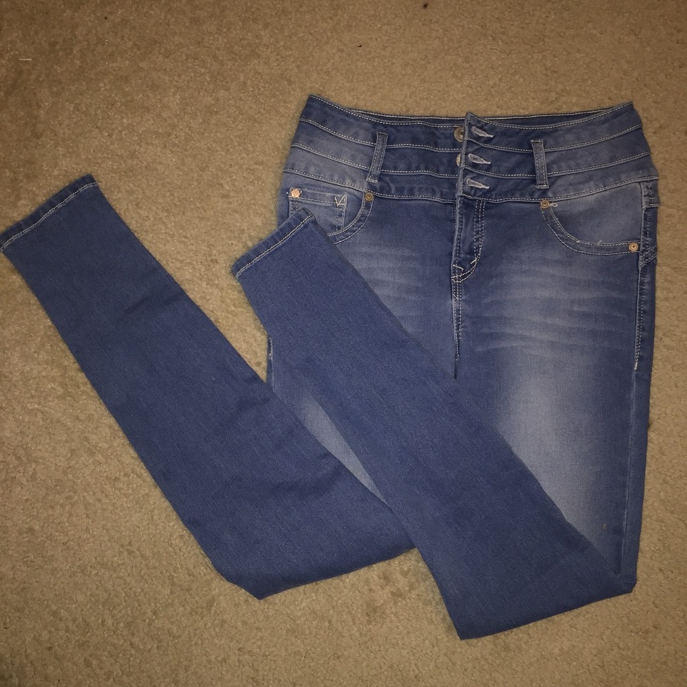 HIGH WAISTED SKINNY JEANS
