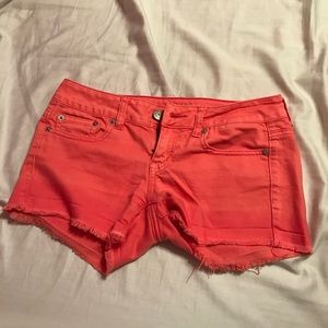 Coral Shorts from American Eagle!!
