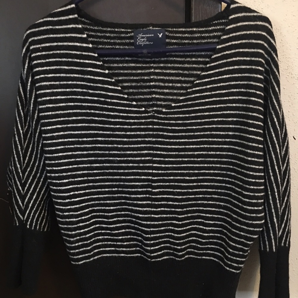 Wide shoulder sweater