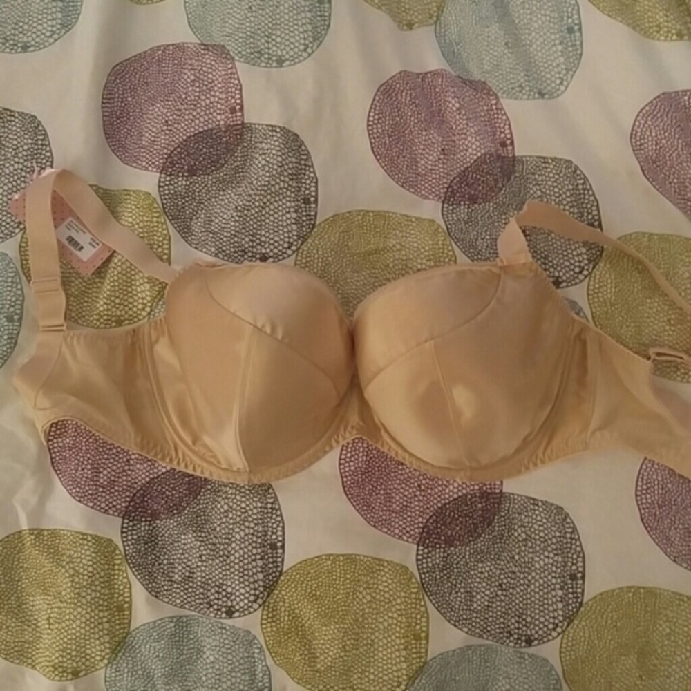 NWT** bravissimo 32hh bra