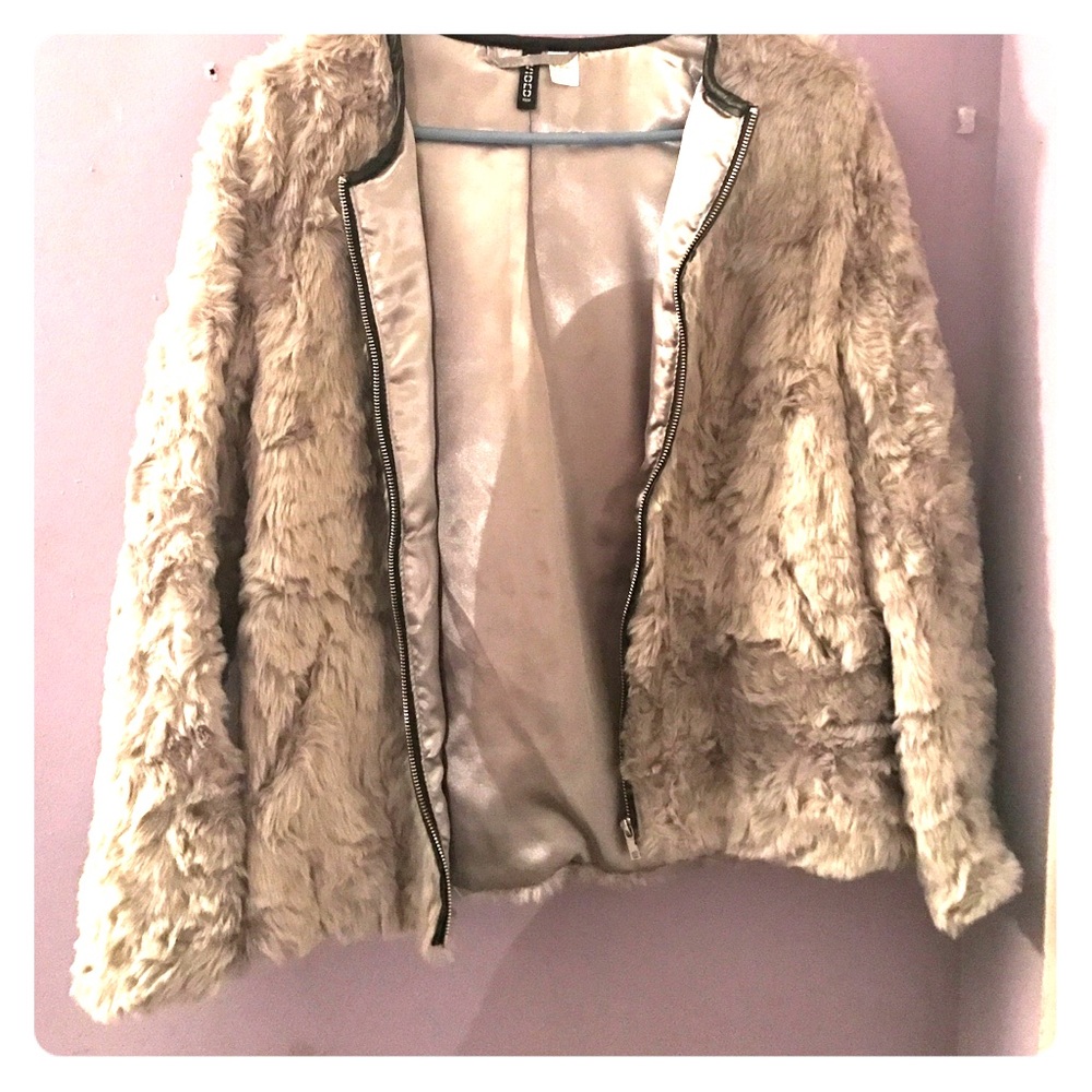 Divided- faux fur bomber