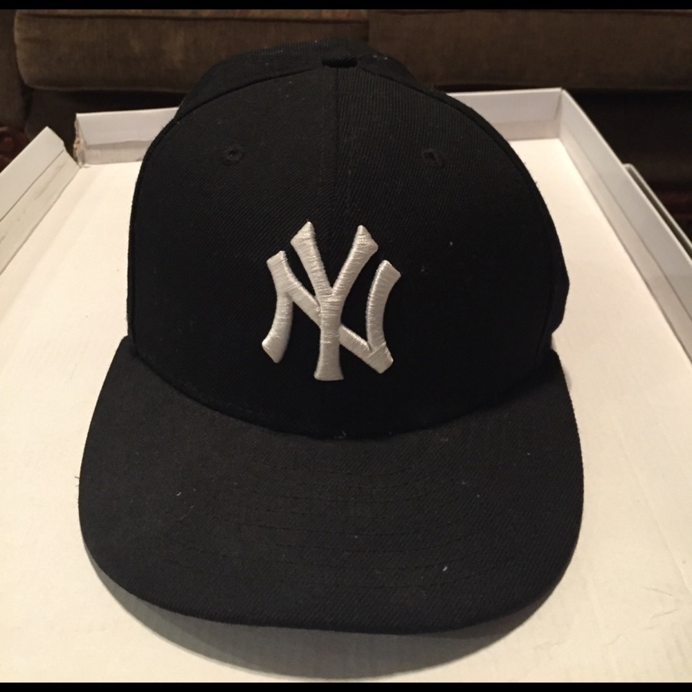 MLB Genuine Merchandise New York Yankees hat