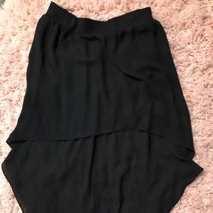 Black high-low skirt