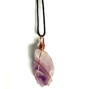 ✨MUST GO✨ Amethyst Necklace