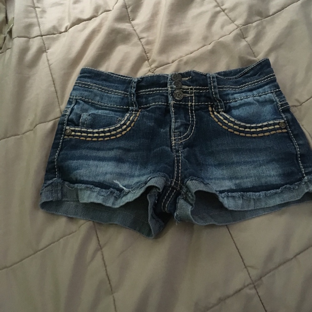 Kids high-rise shorts