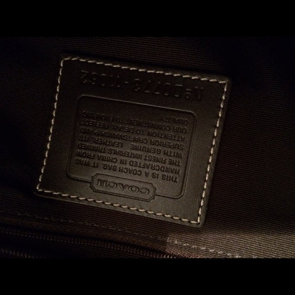Coach Pocketbook - Picture 2 of 2