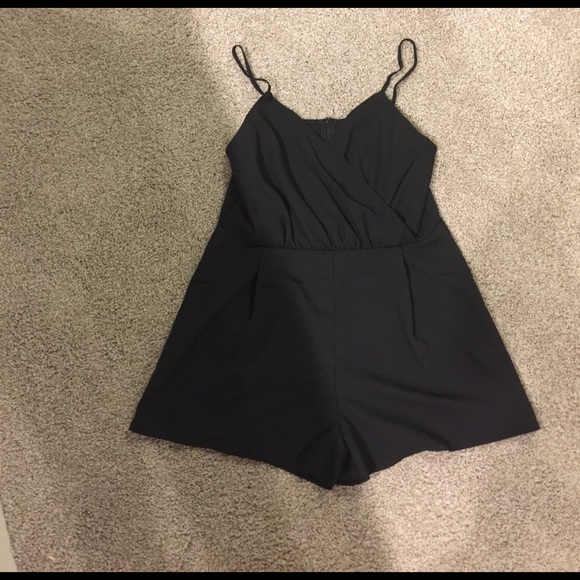 Black romper - Picture 2 of 3