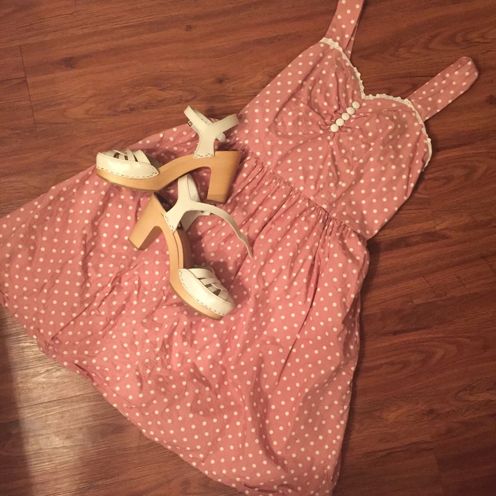 Pink polka-dot 50's inspired dress