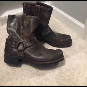 Men's frye boots