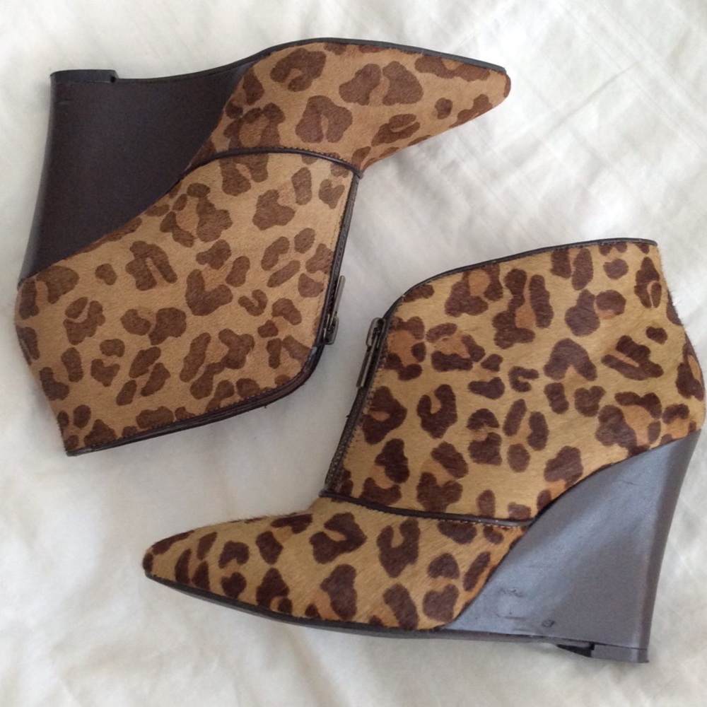 Leopard Print Cow Hair Wedge Booties
