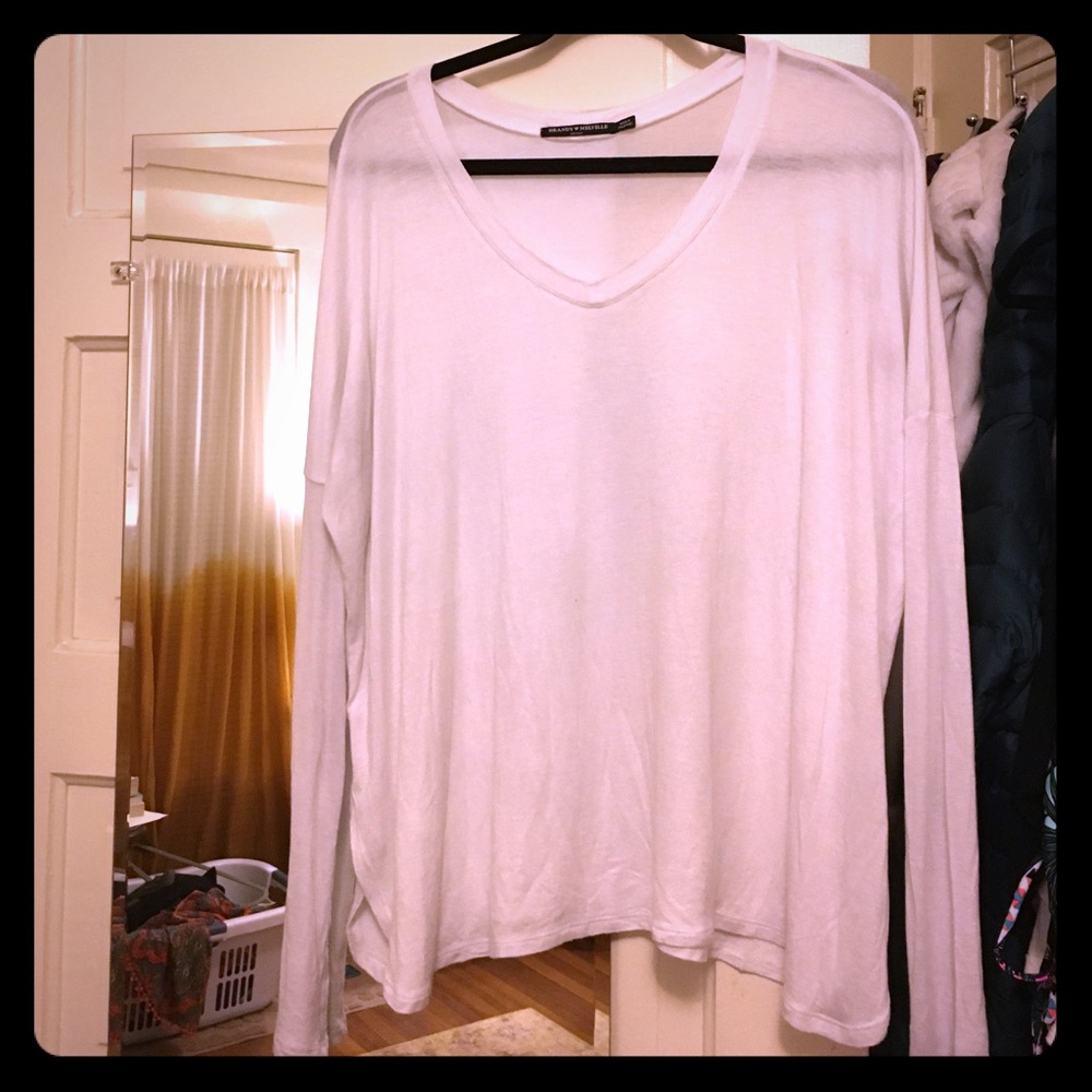 Brandy Melville - white long sleeve