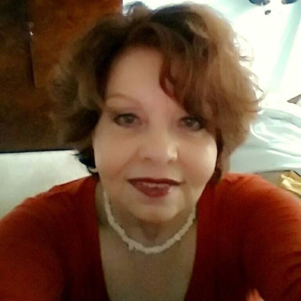 Meet your Posher, Deborah