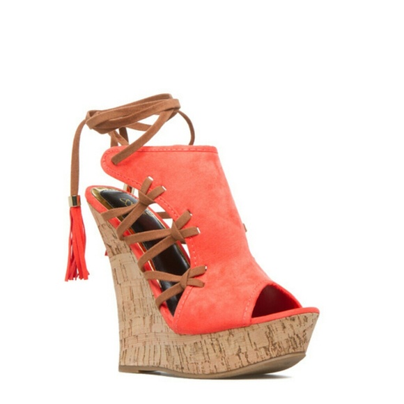 ISO SHOEDAZZLE RABIA SIZE 9 CORAL COLOR - Picture 2 of 3