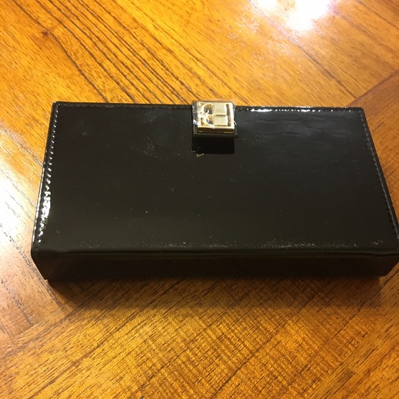 2 Compartment Clutch - Picture 4 of 4