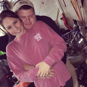 Meet your Posher, Avery