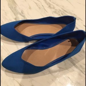 Blue Old Navy flats size 9