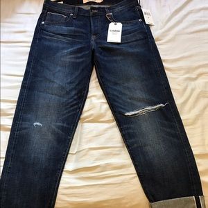 Lucky brand distressed boyfriend jeans