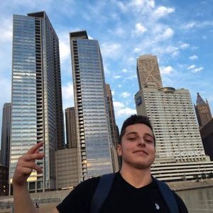 Meet your Posher, Aaron