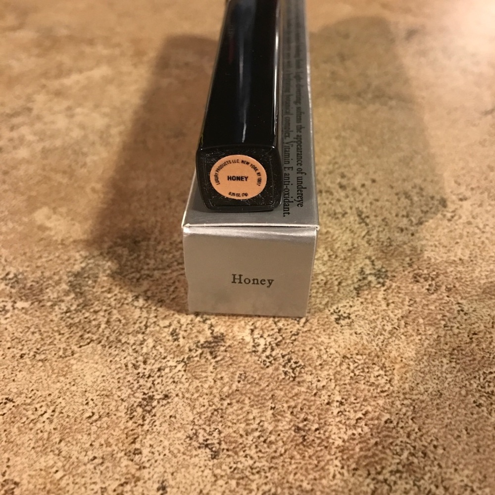Lancôme maquicomplet concealer in honey—full size