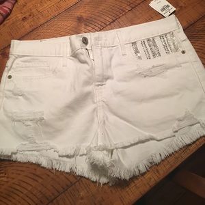 Abercrombie &Fitch white cutoffs