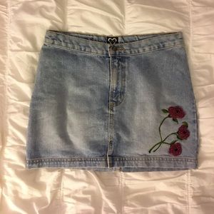 Adorable jean mini skirt