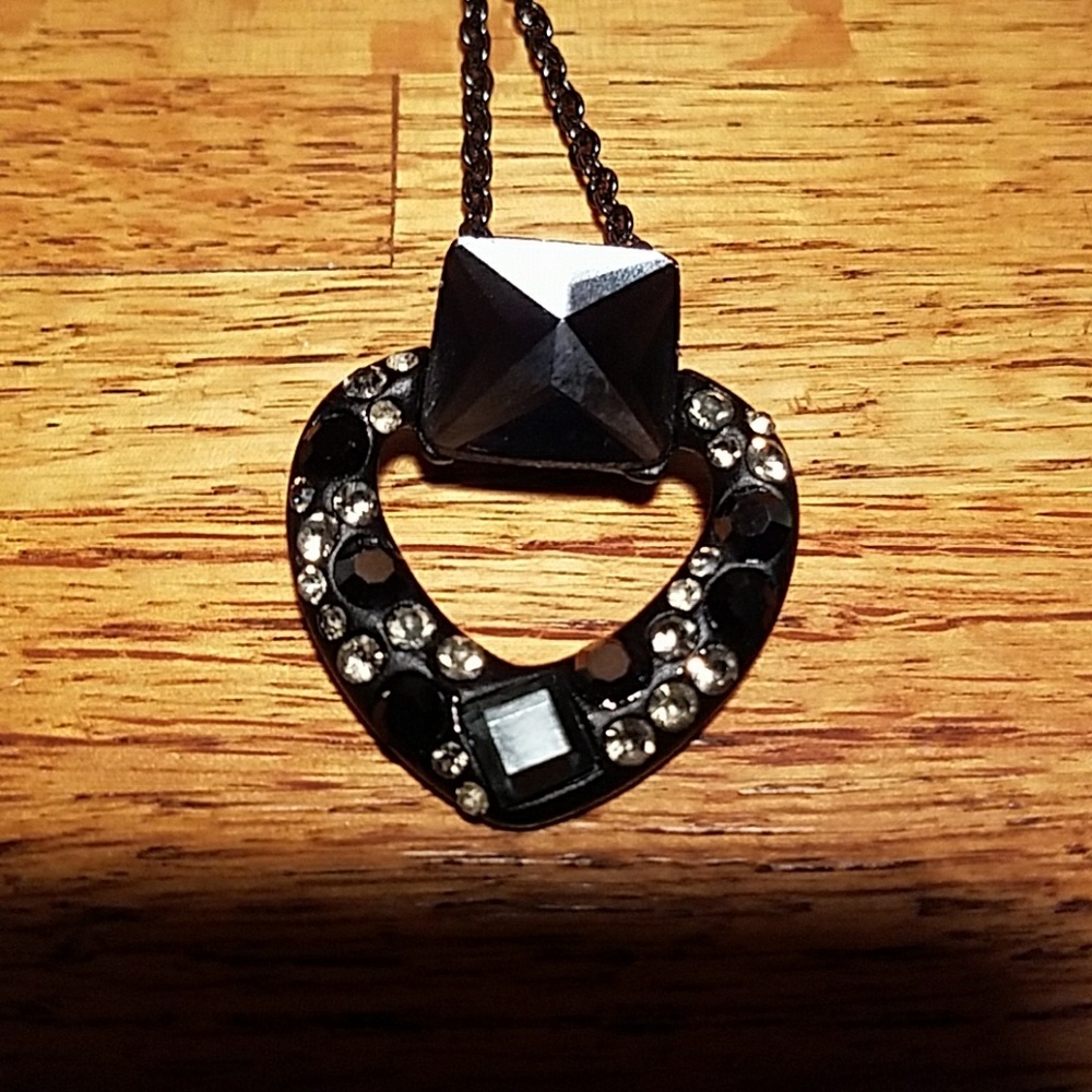 Black & Clear heart necklace