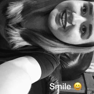 Meet your Posher, Kora